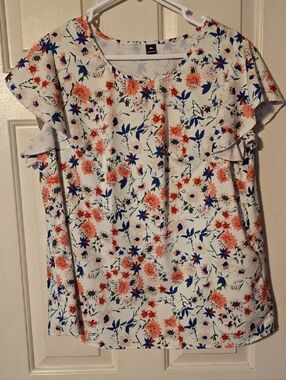 SHEIN White Floral Ruffle Sleeve Top with Coral & Navy